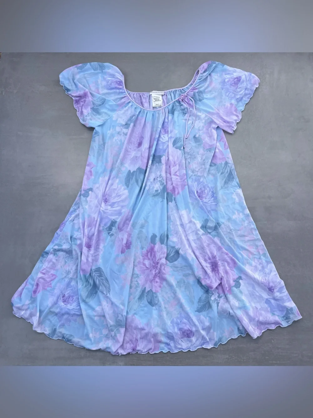 Miss Elaine Vintage Nightgown - Picture 2 of 3